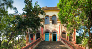 Buddhist Meditation Center Guide