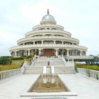 art of living's yoga class & meditation center